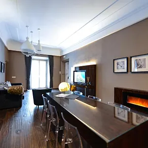 Apartment The Babuino - Luxury Serviced, Rome